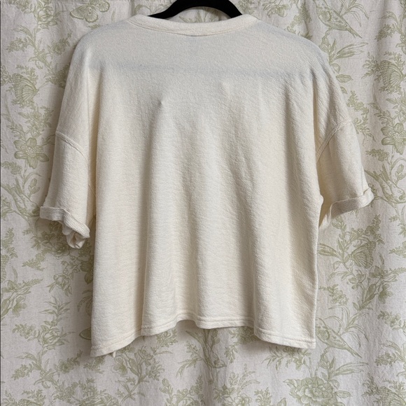 Universal Thread Top - Picture 3 of 3